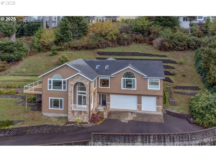 3562 Jake Mann Ln, Florence, OR 97439 - Image #2