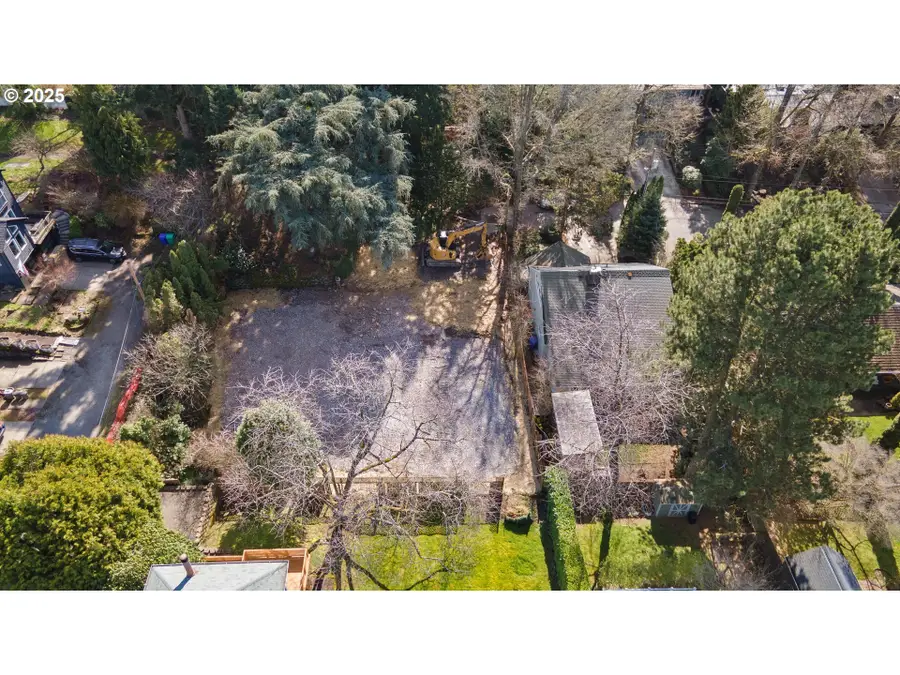 3735 SE Martins St, Portland, OR 97202 - Image #3