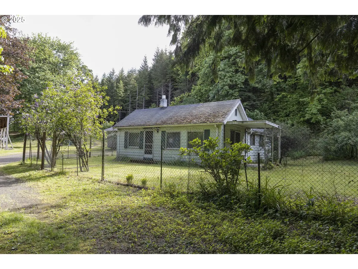 18570 Oakdale Rd, Dallas, OR 97338 - Image #1