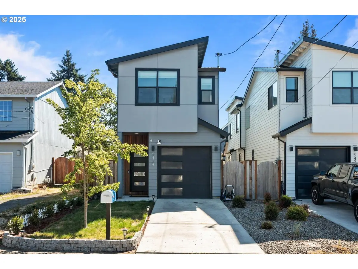 5424 SE Knapp St, Portland, OR 97206 - Image #1