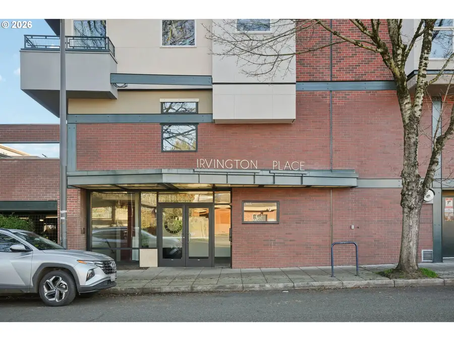 1718 NE 11th Ave #204, Portland, OR 97212 - Image #2