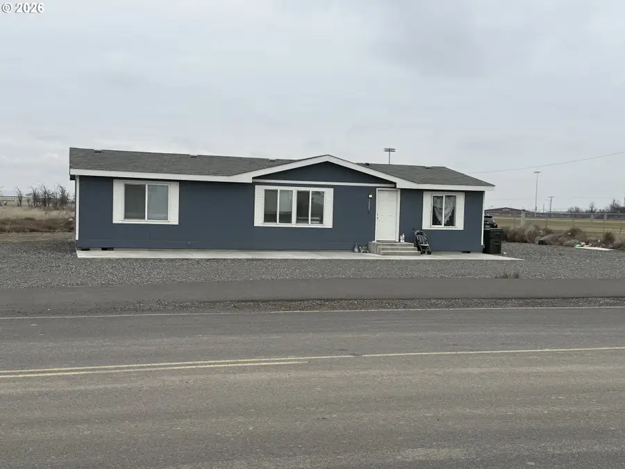 1250 E Airport Rd, Hermiston, OR 97838 - #3