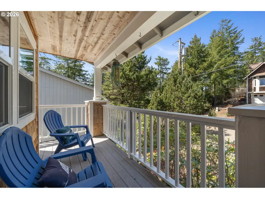 37835 19th St, Manzanita, OR 97130 - #3