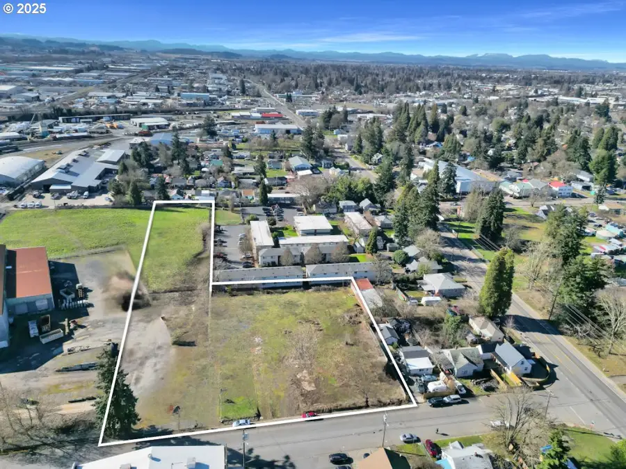 134 N Cleveland St, Eugene, OR 97402 - #3