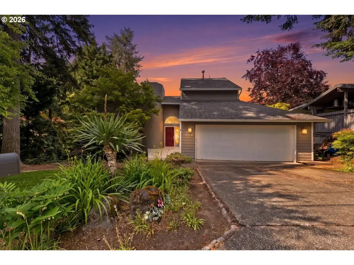 1635 Aspen St, Lake Oswego, OR 97034 - #1