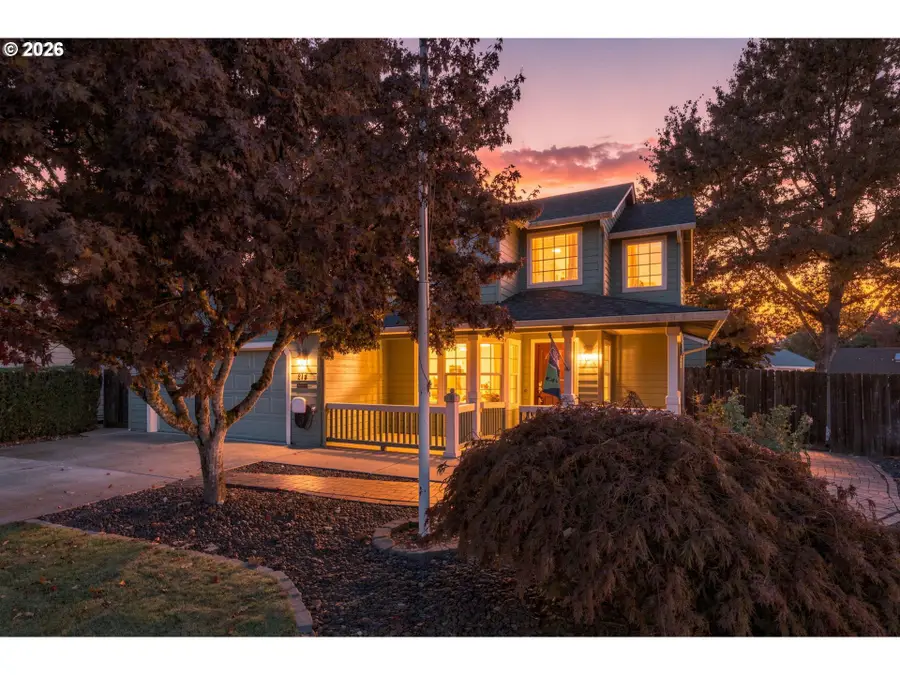 214 NW 12th St, Battle Ground, WA 98604 - #2