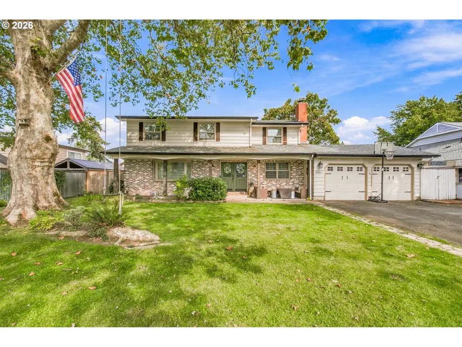 827 Nantucket Ave, Eugene, OR 97404 - #2
