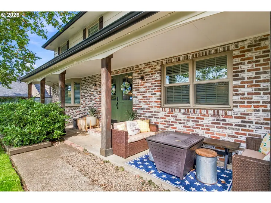 827 Nantucket Ave, Eugene, OR 97404 - #3