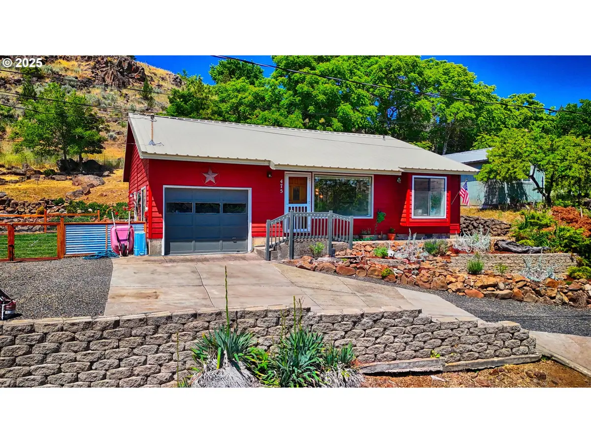475 Burnham Ave, Maupin, OR 97037 - #1