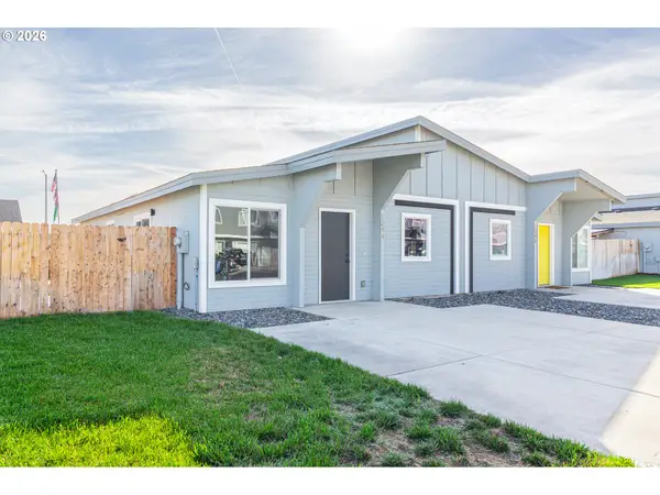 1044 NE Emerald Dr, Hermiston, OR 97838