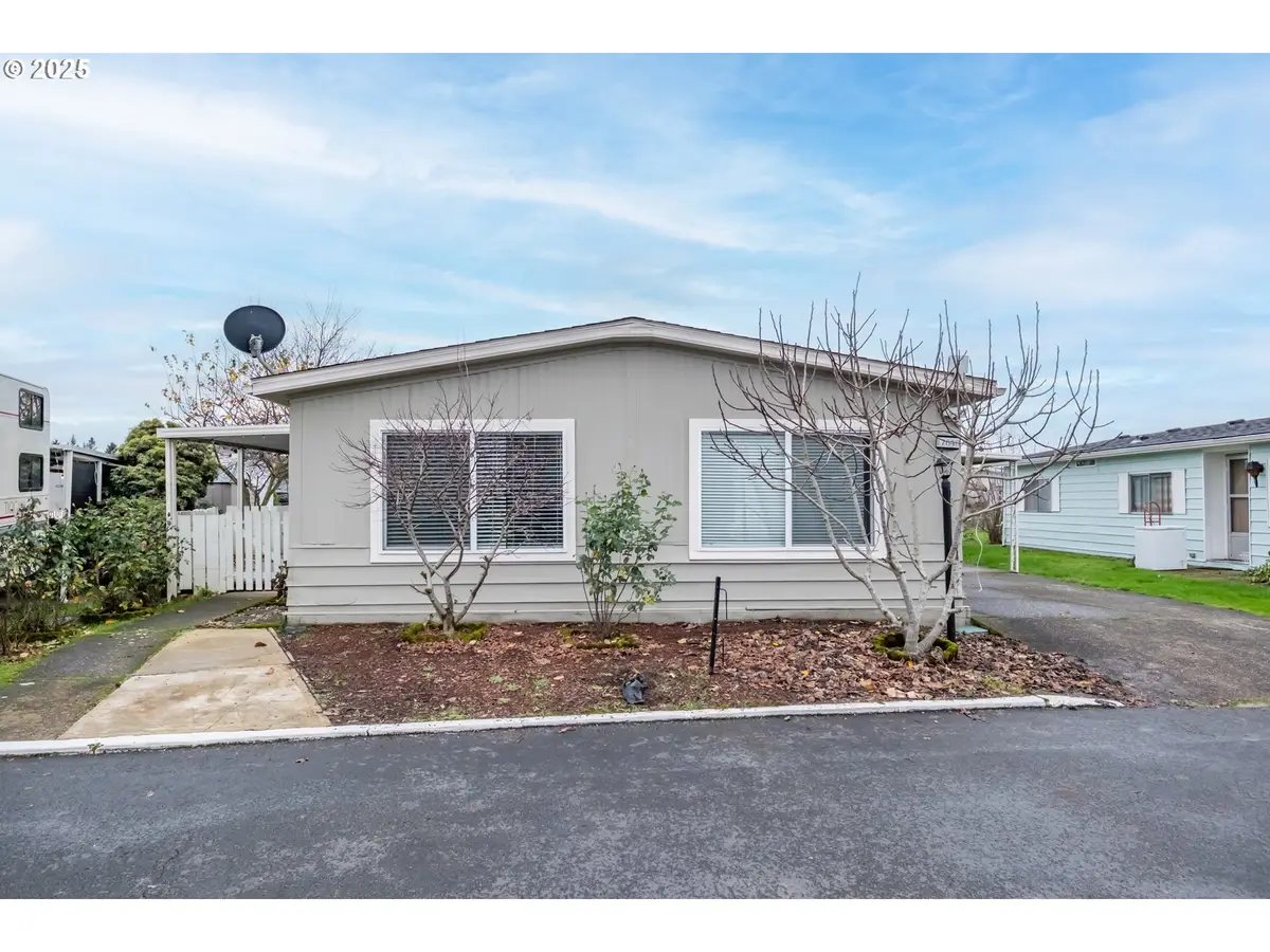 17640 SW Declaration Way, Beaverton, OR 97006 - Image #1