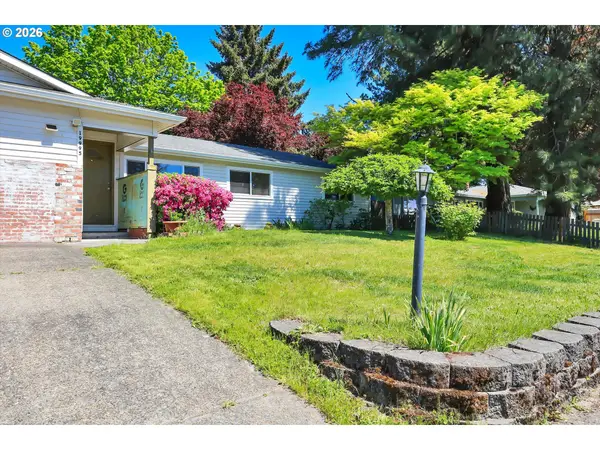 19995 SW York St, Beaverton, OR 97003