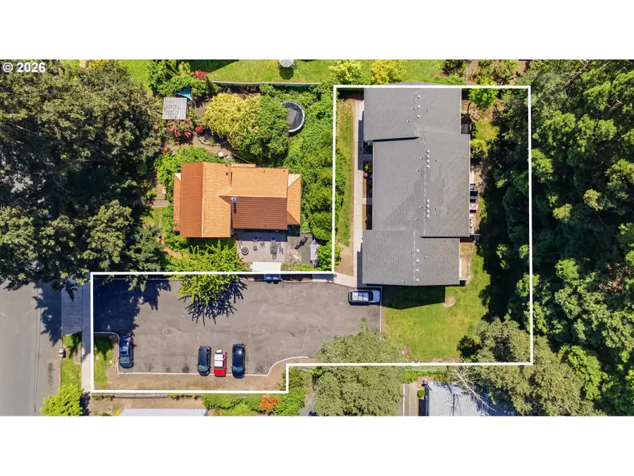 320 Monmouth Ave S, Monmouth, OR 97361 - #3