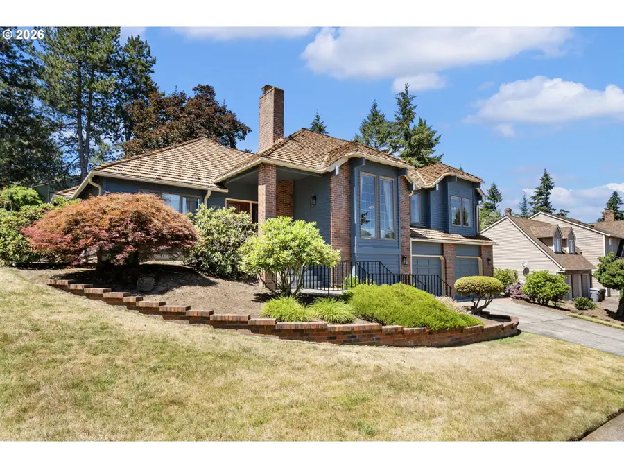 19602 Wildwood Dr, Northwest Clackamas, OR 97068 - #2