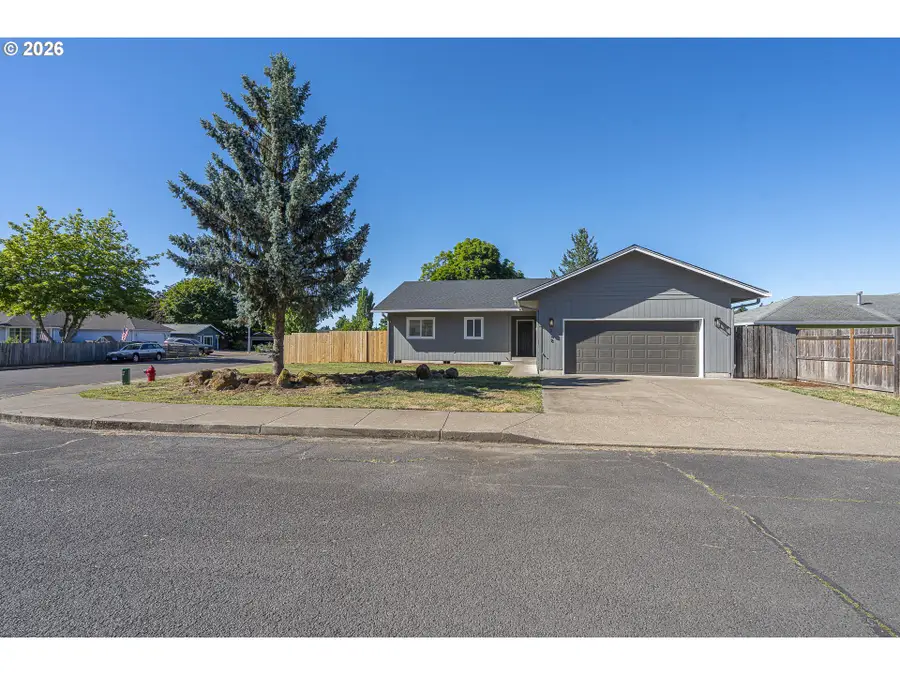788 NE Blair St, Sheridan, OR 97378 - #2