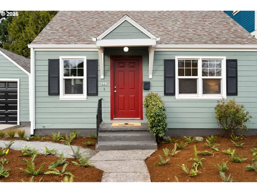 221 N Stafford St, Portland, OR 97217 - Image #2
