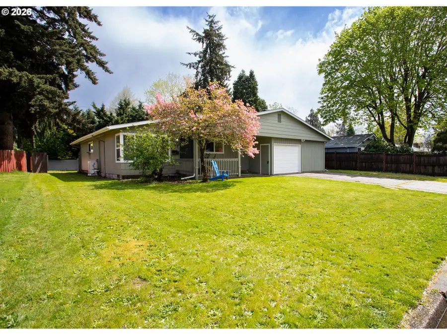 675 Hughes St, Eugene, OR 97402 - #3