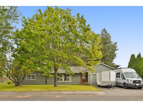 2752 Montello Ave, HoodRiver, OR 97031