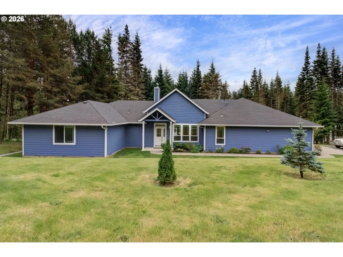 137 S Luoma Rd, Woodland, WA 98674 - #1