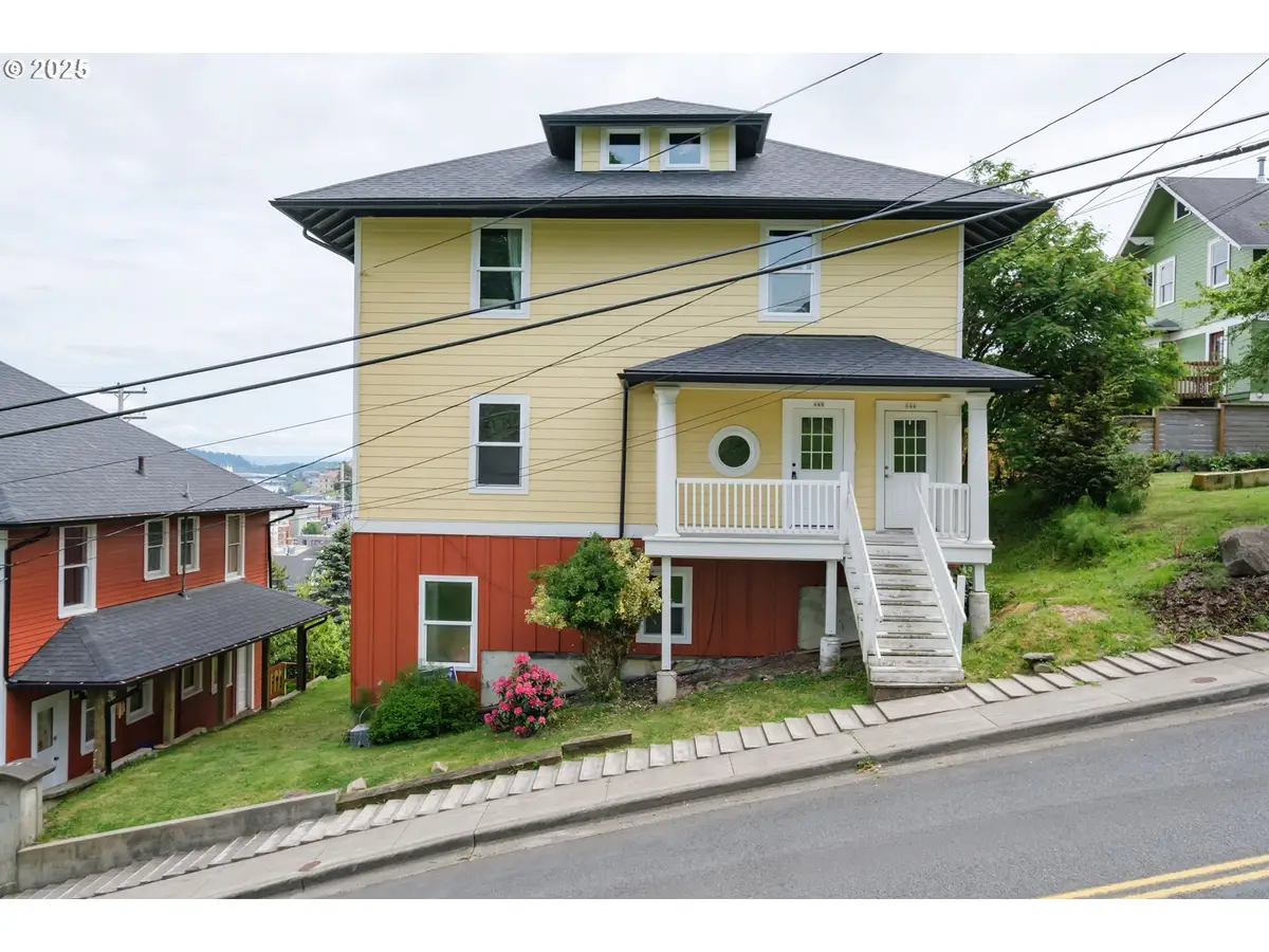 640 8th St, Astoria, OR 97103 - Image #1