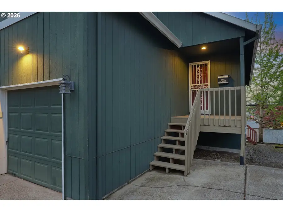 8702 NE Glisan St, Portland, OR 97220 - #3