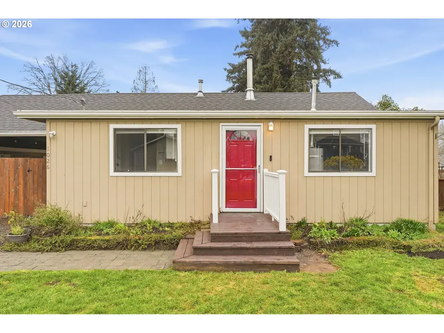 1026 Prospect St, Oregon City, OR 97045 - #2