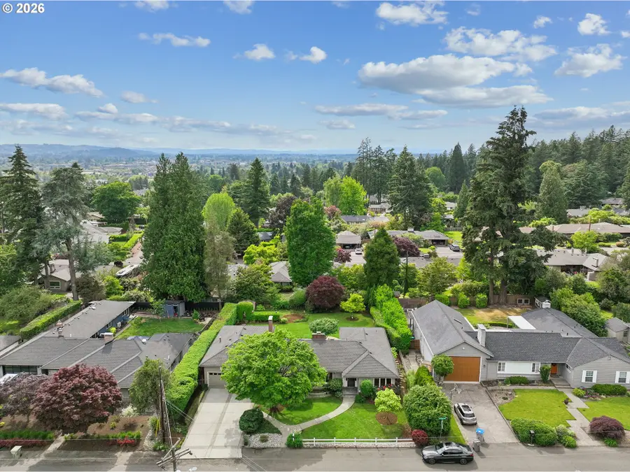 3385 SW Vista Dr, Portland, OR 97225 - #2