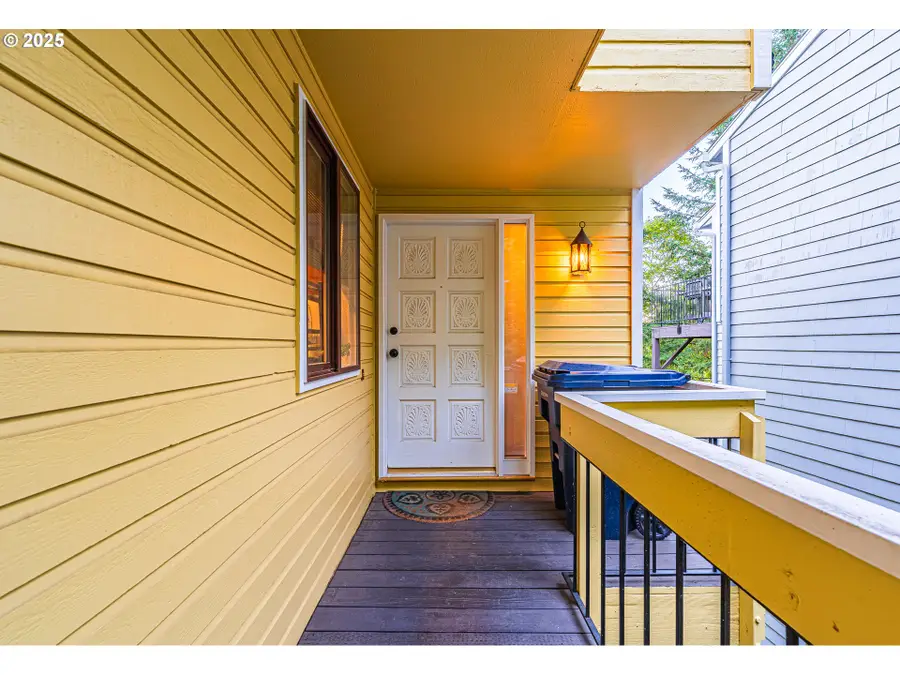 3817 Colony Oaks Dr, Eugene, OR 97405 - Image #2