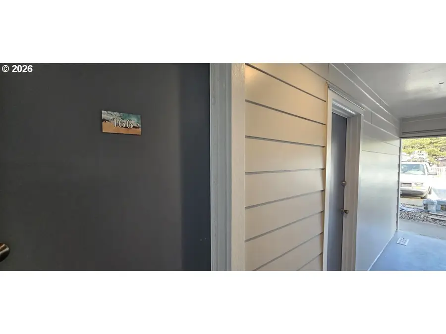 1415 NW 31st Pl, Lincoln City, OR 97367 - #2
