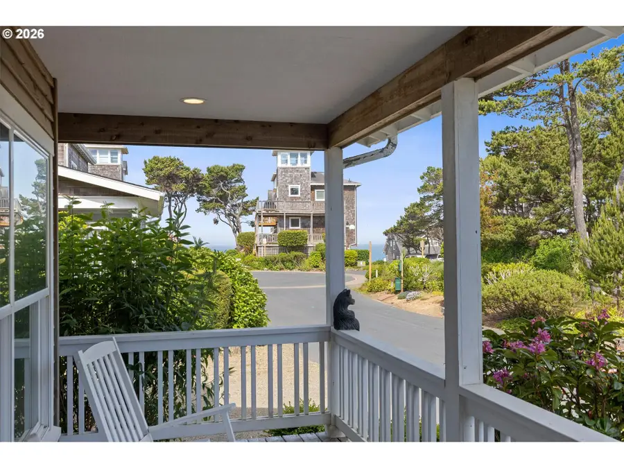 350 Bella Beach Dr, Depoe Bay, OR 97341 - #3