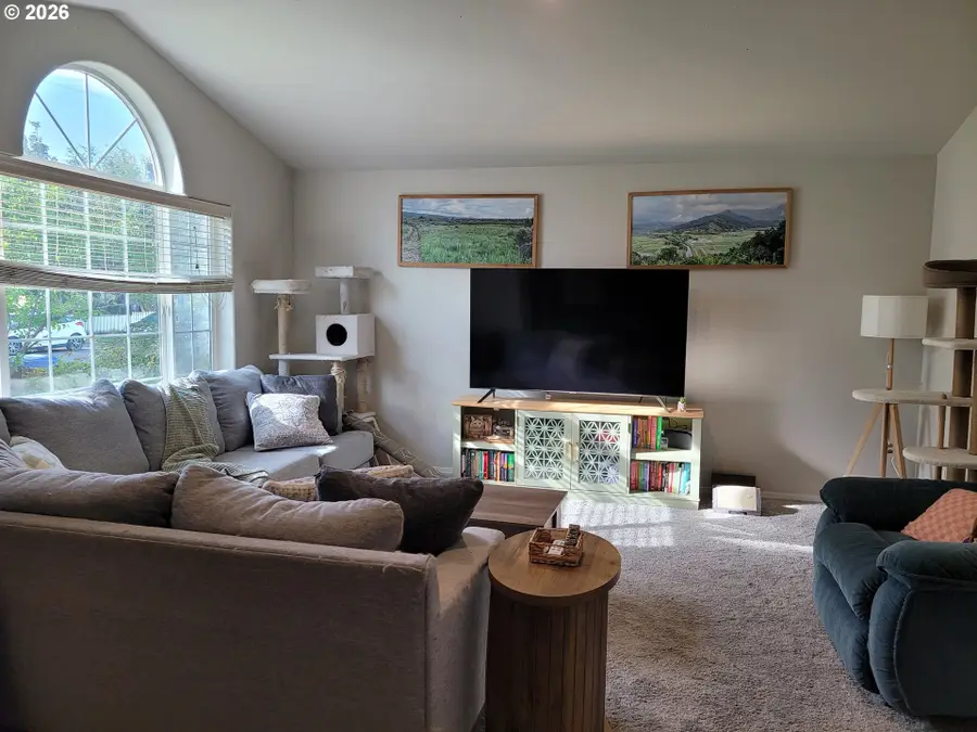 1350 5th St, Baker City, OR 97814 - #2