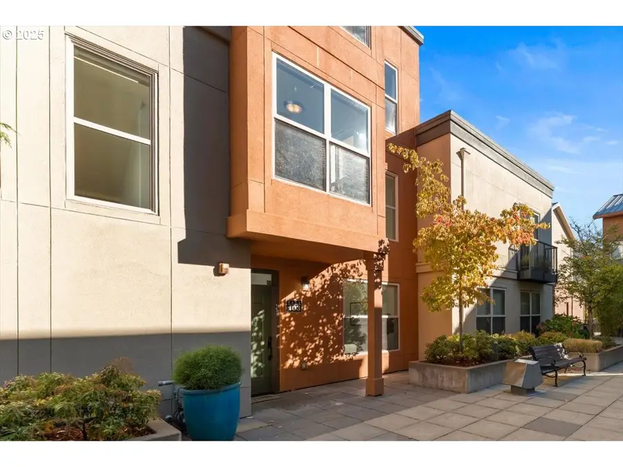 6273 NE Carillion Dr #103, Hillsboro, OR 97124 - Image #2