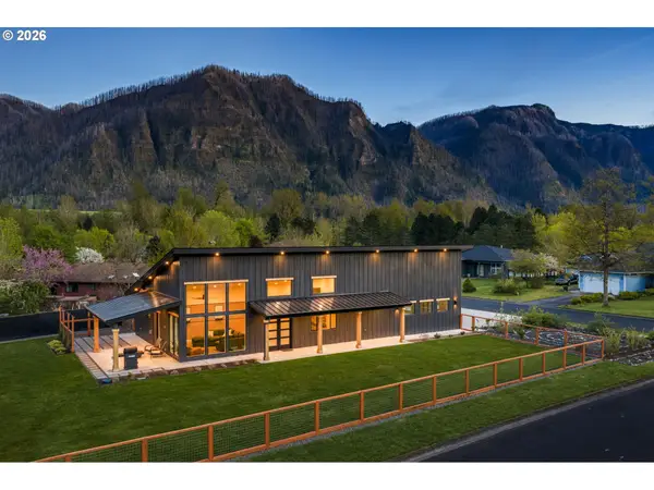 322 Hamilton St, NorthBonneville, WA 98639