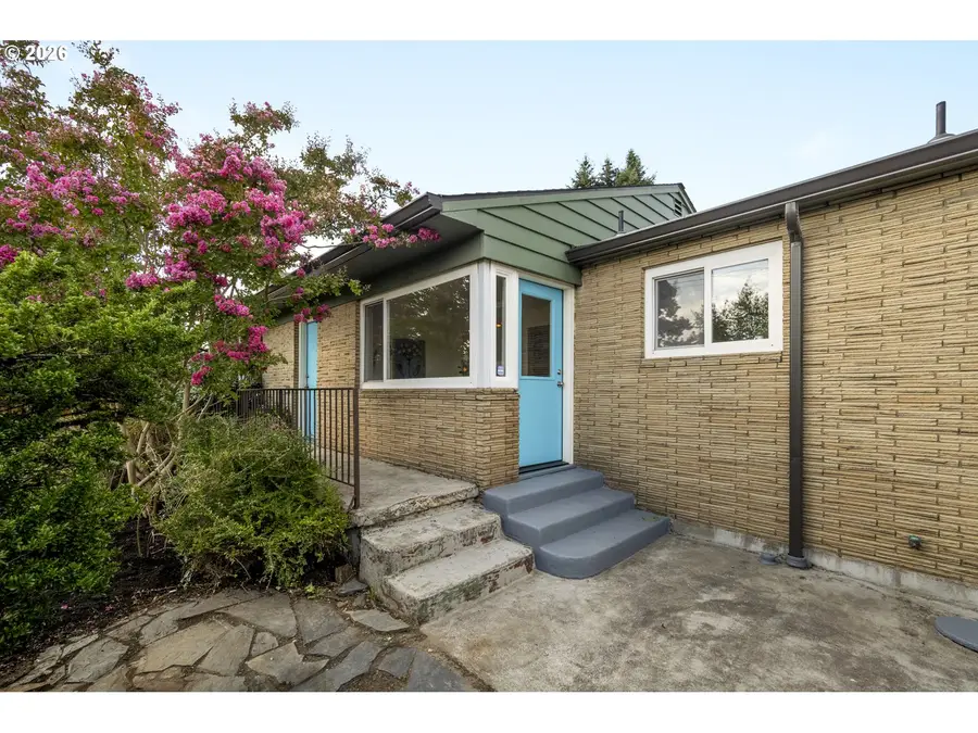 3855 NE Webster St, Portland, OR 97211 - #2