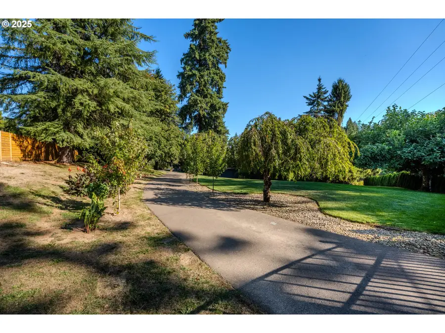 15550 SE Tickle Creek Rd, Boring, OR 97009 - Image #2