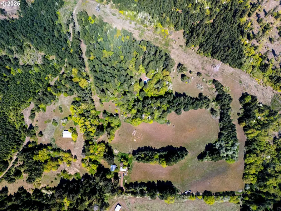 59 Tunnel Rd, White Salmon, WA 98672 - Image #2