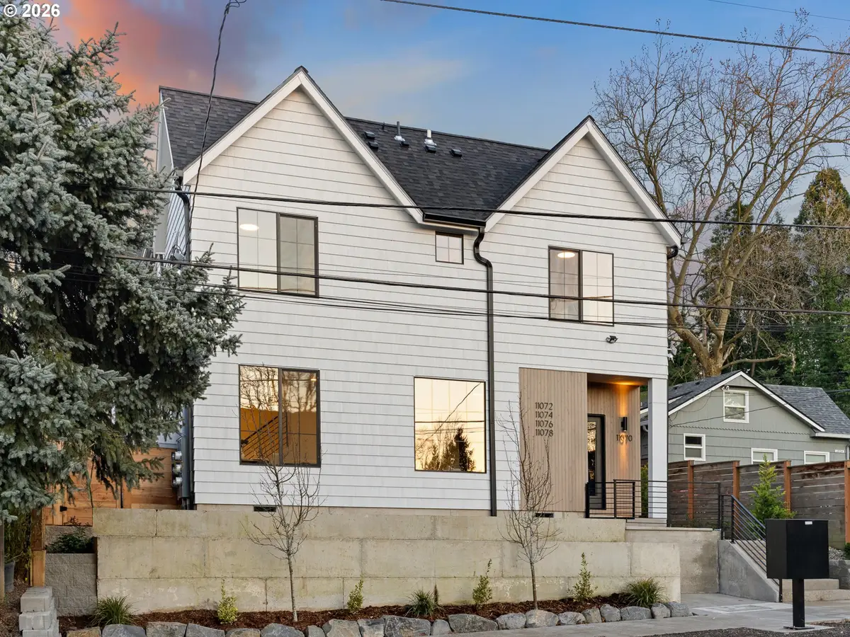 11072 SW 61st #2, Portland, OR 97219 - #1