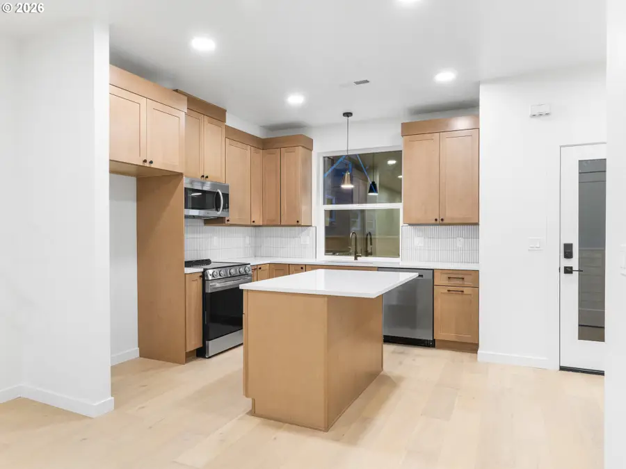 11072 SW 61st #2, Portland, OR 97219 - #3