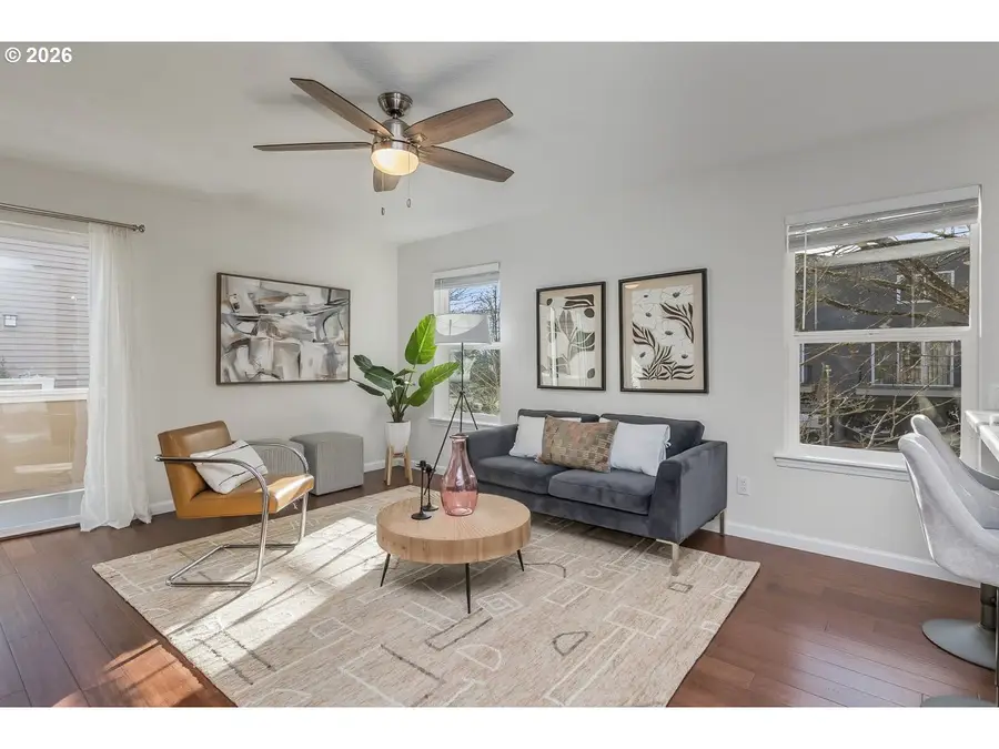 1687 SE Linn St, Portland, OR 97202 - Image #3