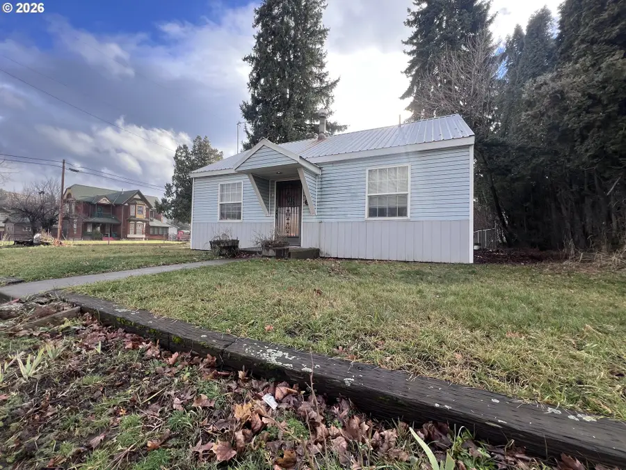 600 Baltimore St, Elgin, OR 97827 - Image #2