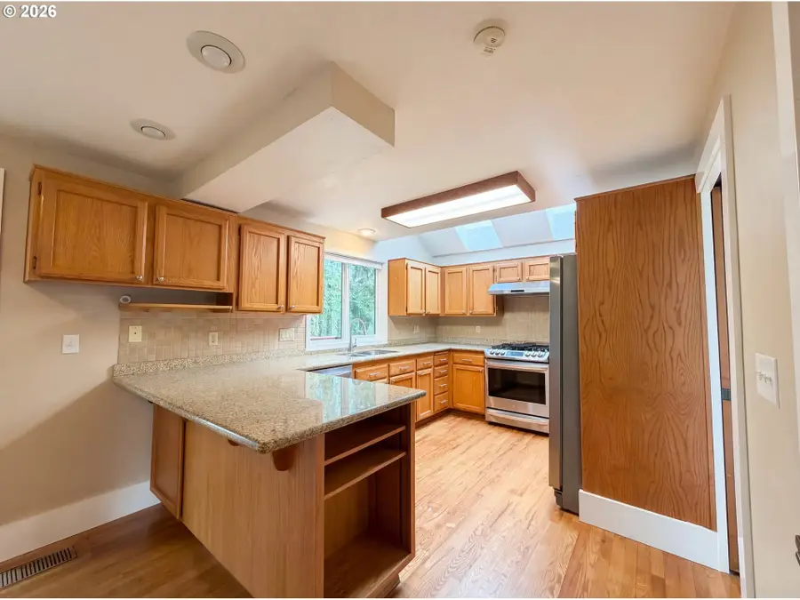 1103 SE 51st Ave, Hillsboro, OR 97123 - #2