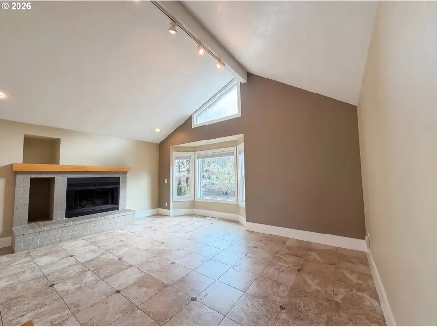 1103 SE 51st Ave, Hillsboro, OR 97123 - #3