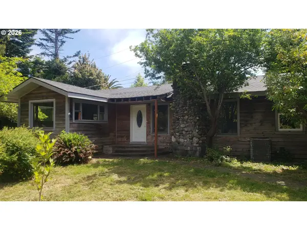 95665 Jerrys Flat Rd, GoldBeach, OR 97444