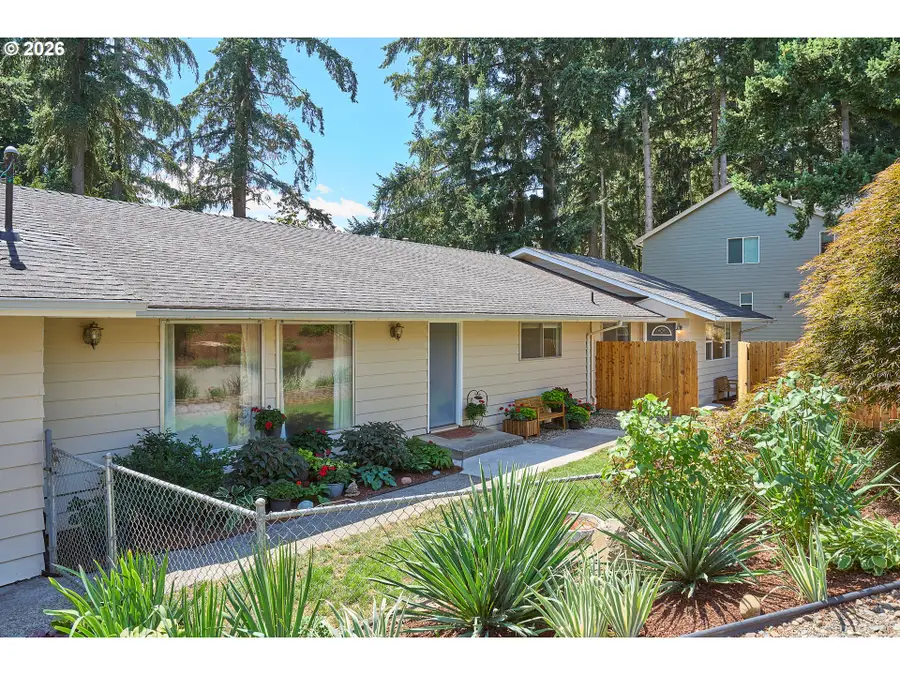 2715 NE 54th St, Vancouver, WA 98663 - #2