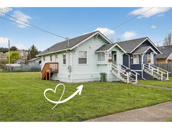 867 S 2nd St, CoosBay, OR 97420