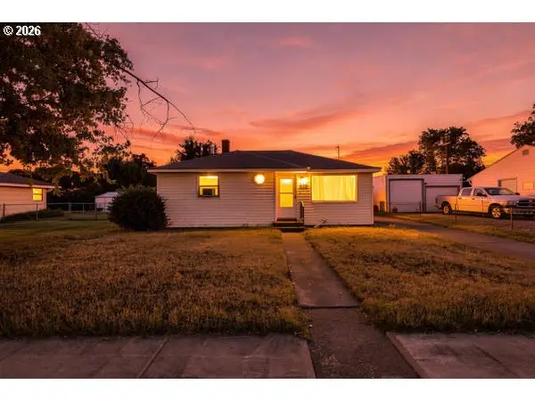 820 W Tamarack Ave, Hermiston, OR 97838 - #1