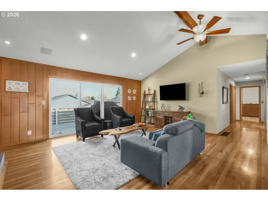 6904 NE 70th St, Vancouver, WA 98661 - #3