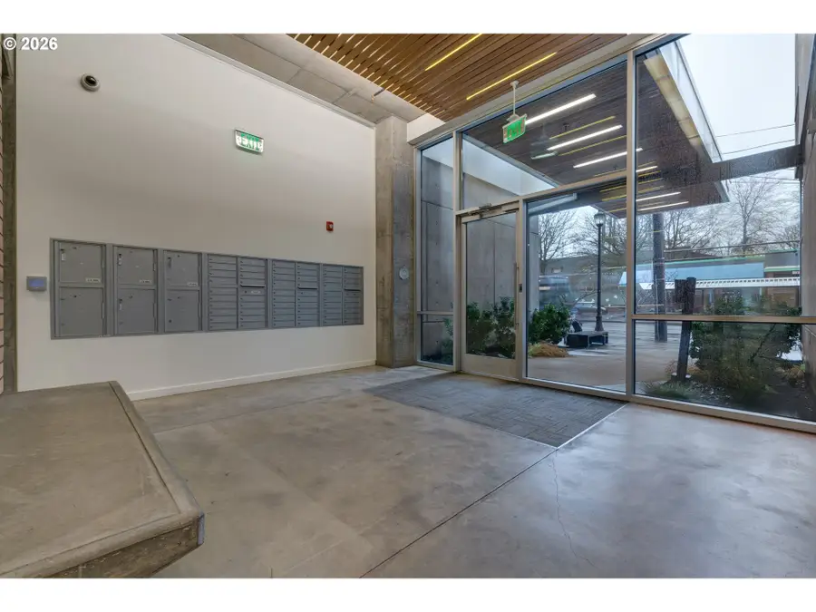 1455 N Killingsworth St #417, Portland, OR 97217 - #3