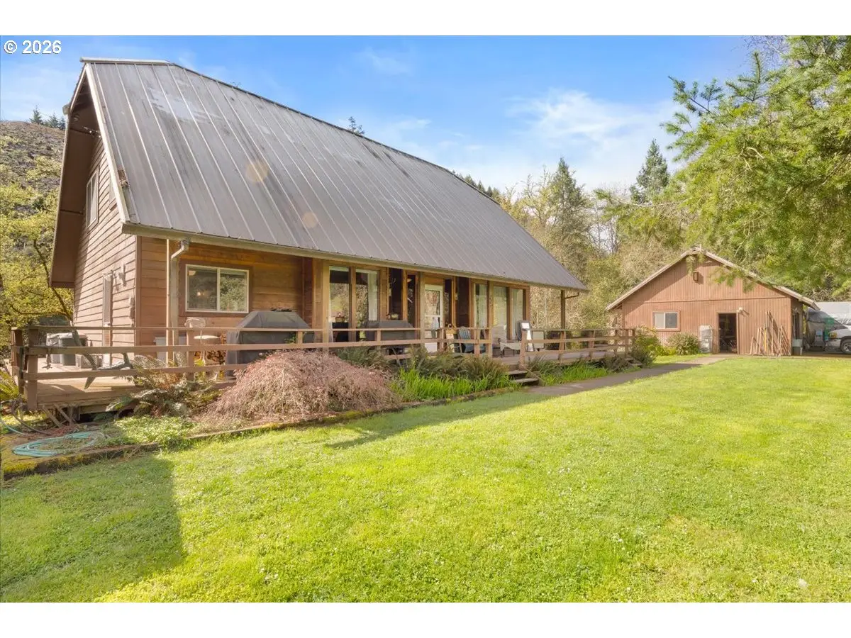 5089 N Myrtle Rd, Myrtle Creek Riddle, OR 97457 - #1