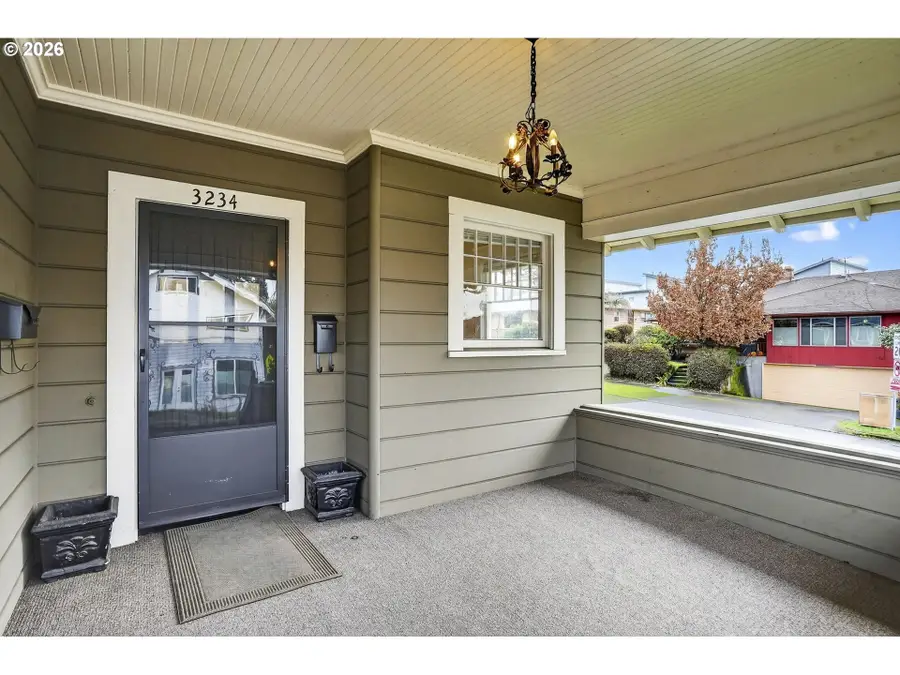 3234 SE Cesar E Chavez Blvd, Portland, OR 97202 - Image #2